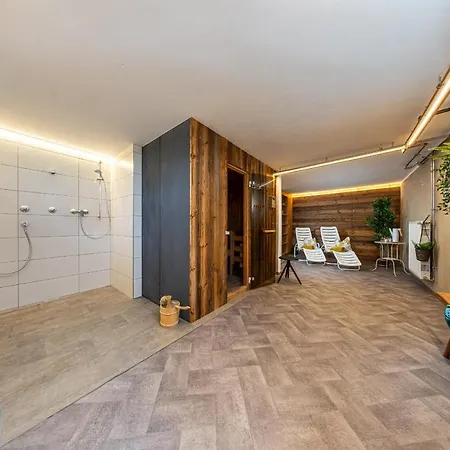 Sonneck Summer Card Included