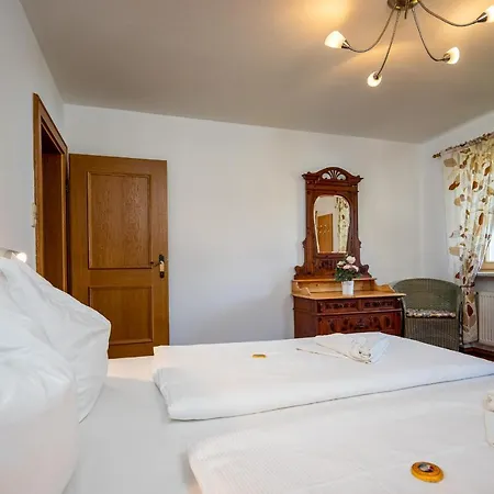 Sonneck Summer Card Included *