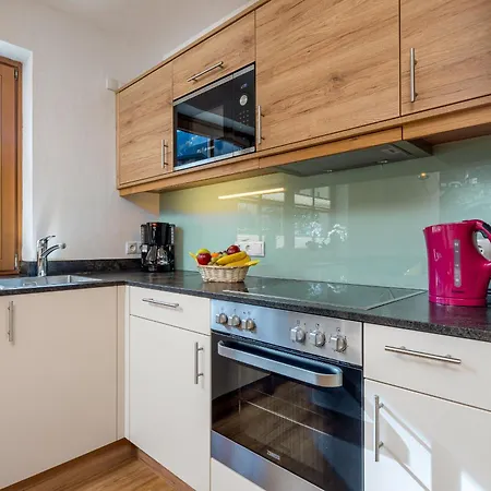 Sonneck Summer Card Included