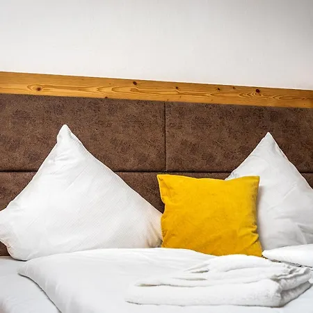 Sonneck Summer Card Included *