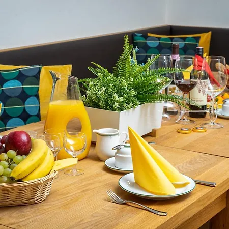 Sonneck Summer Card Included *